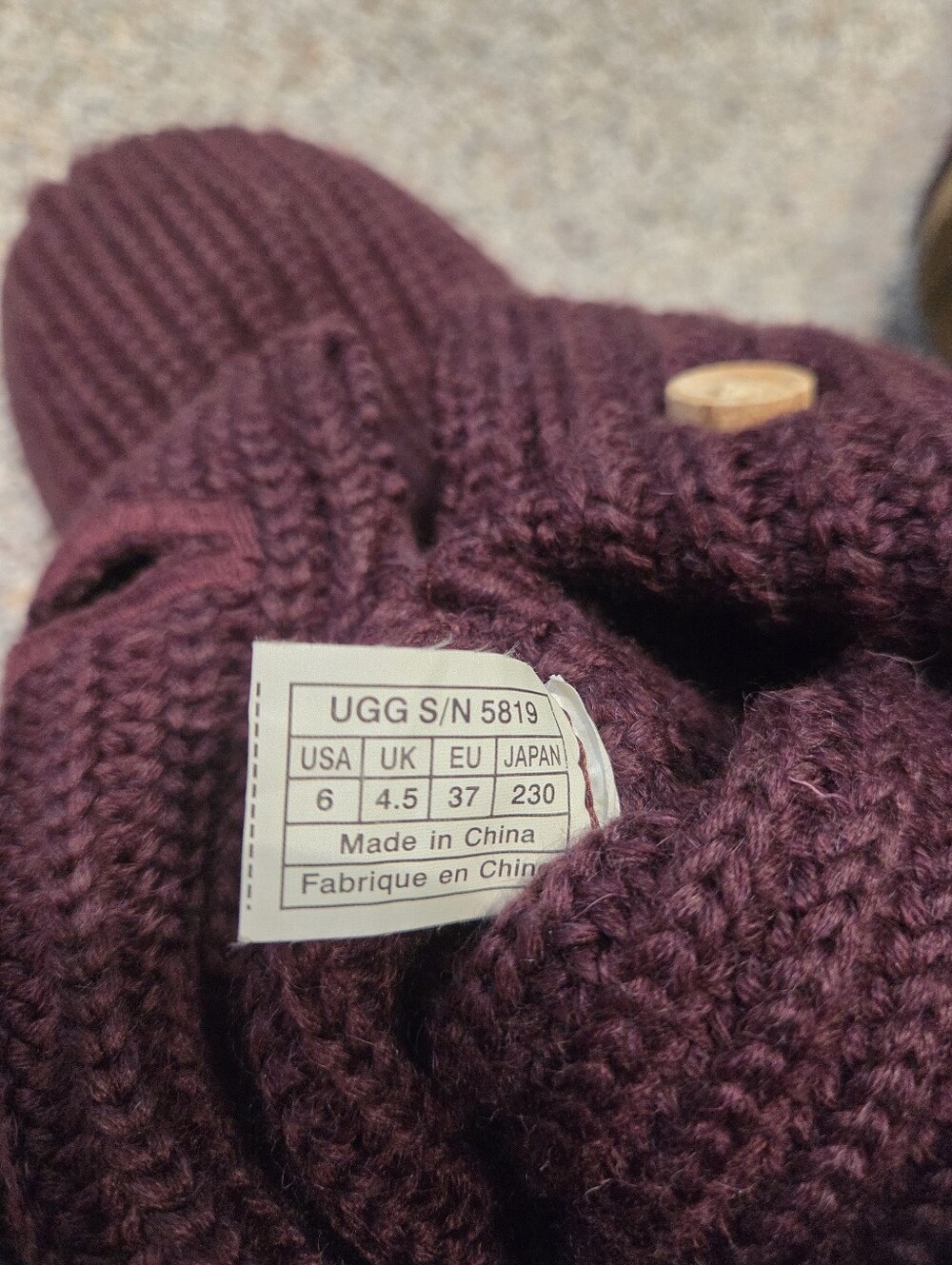 UGG Classic Cardy Knit Boots burgundy Womans Size 6 - Picture 5 of 11